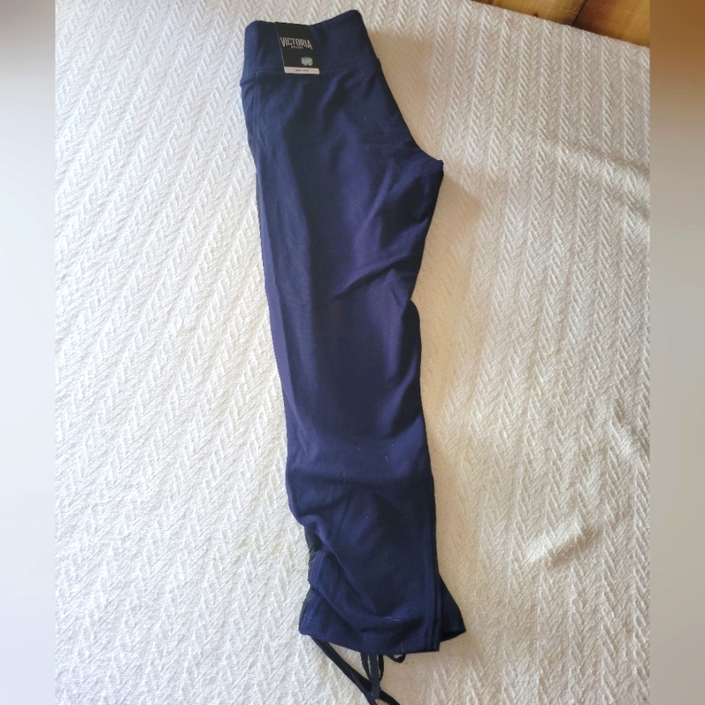 Victoria Sport Leggings Small Petite NWT